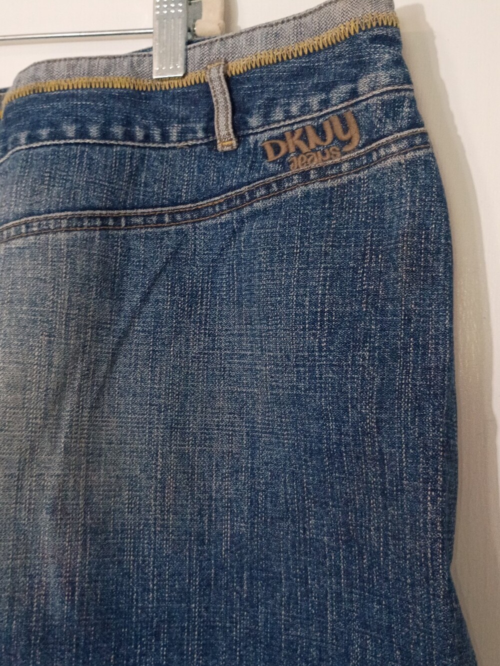 Y2K DKNY Jeans Denim Mini Skirt Size 13 Medium Wash Blue Classic 5-pocket image 6